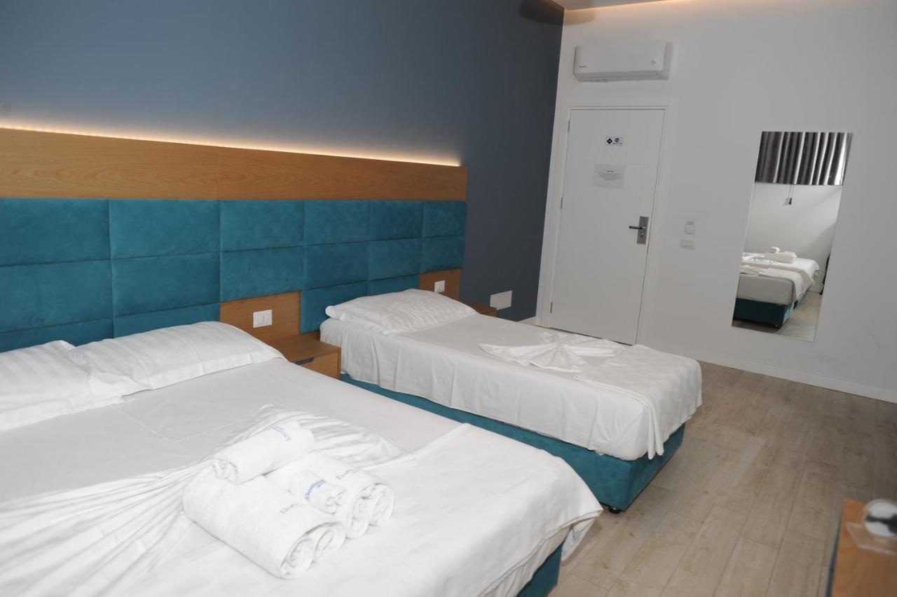Domus Hotel & Apartments Shëngjin Екстериор снимка