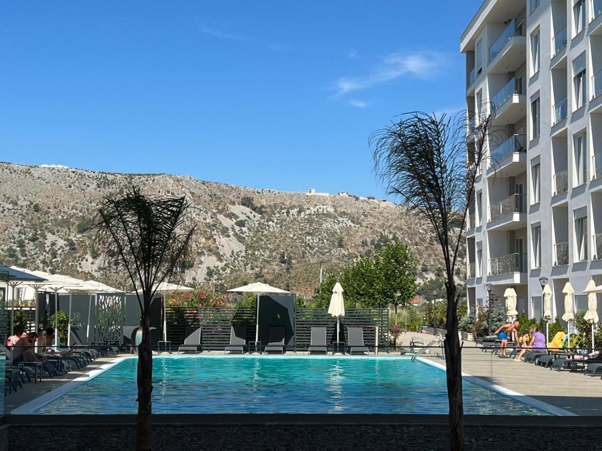Domus Hotel & Apartments Shëngjin Екстериор снимка