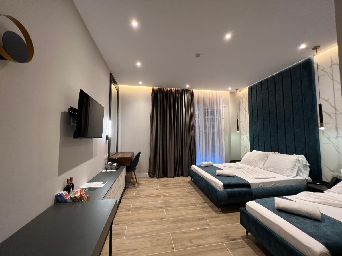 Domus Hotel & Apartments Shëngjin Екстериор снимка