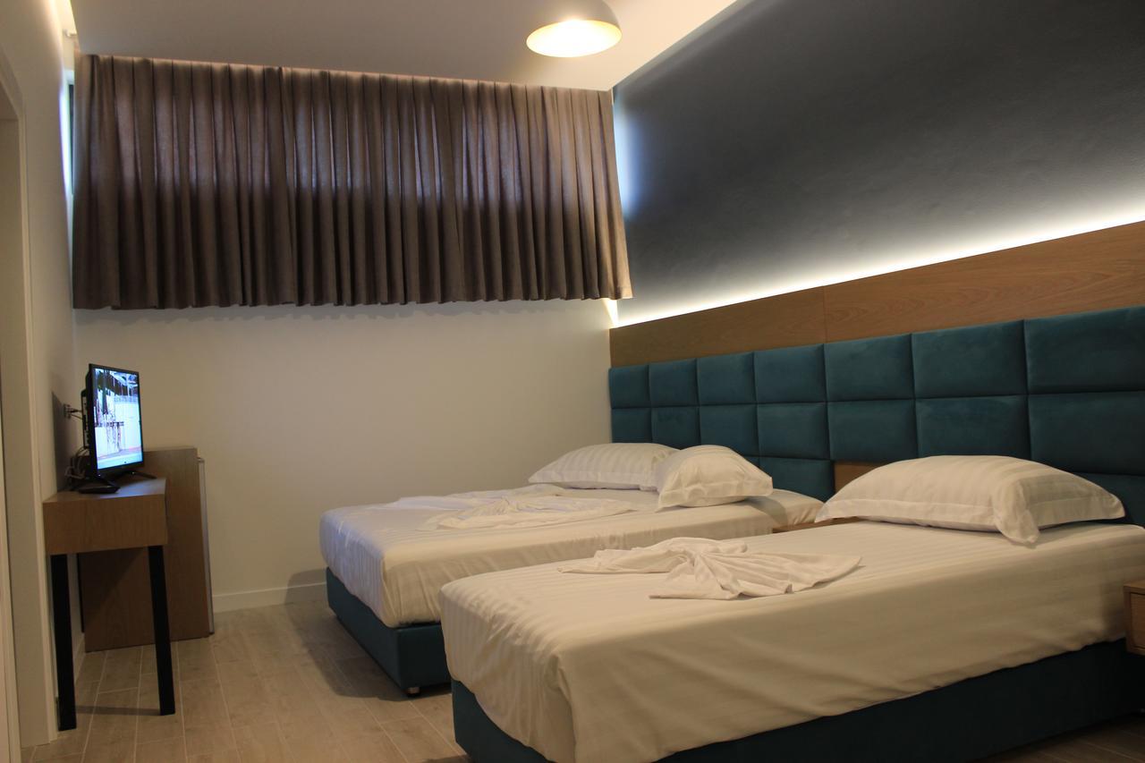 Domus Hotel & Apartments Shëngjin Екстериор снимка