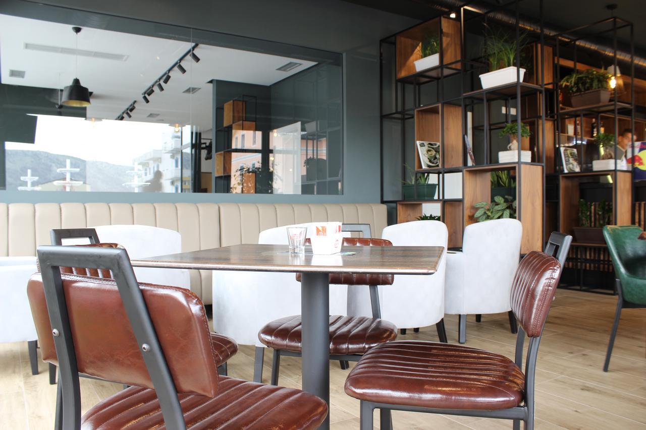 Domus Hotel & Apartments Shëngjin Екстериор снимка