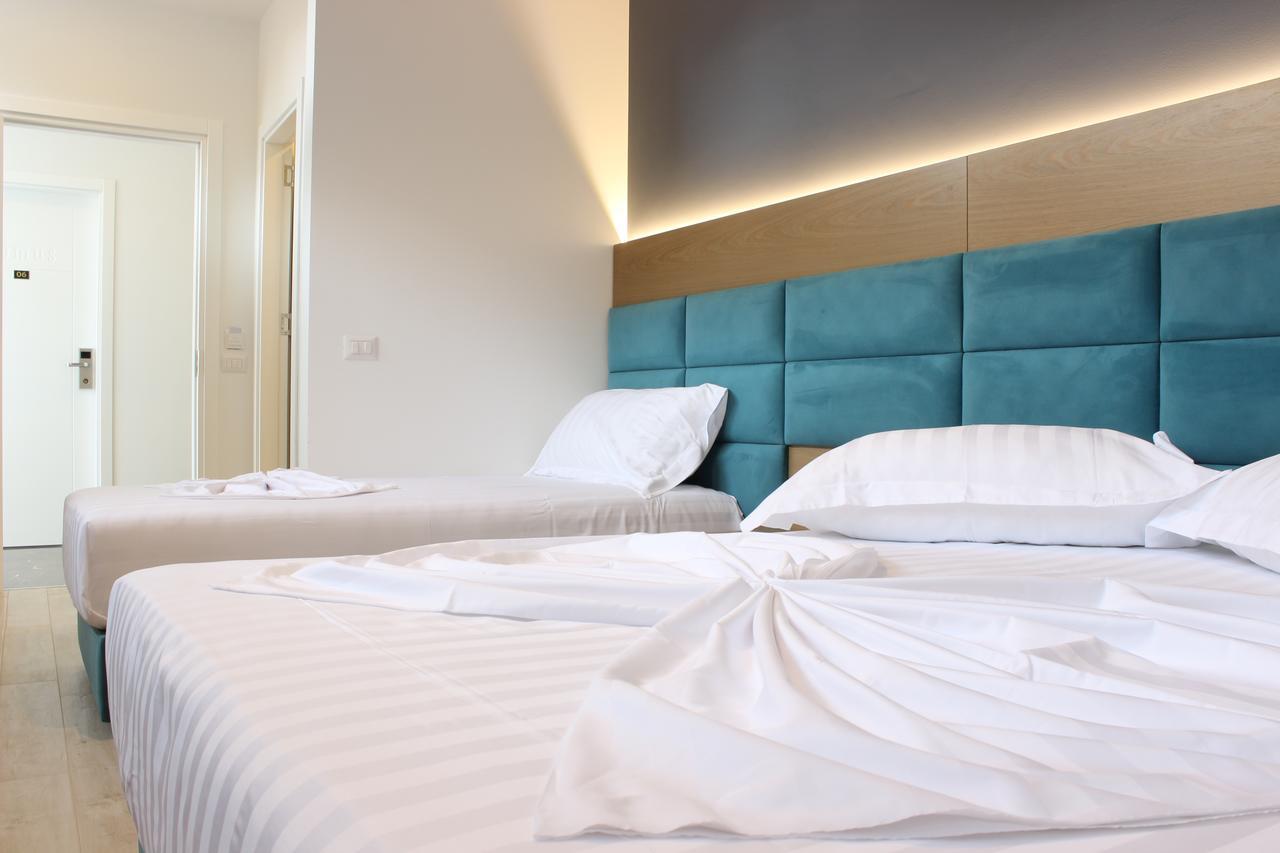 Domus Hotel & Apartments Shëngjin Екстериор снимка