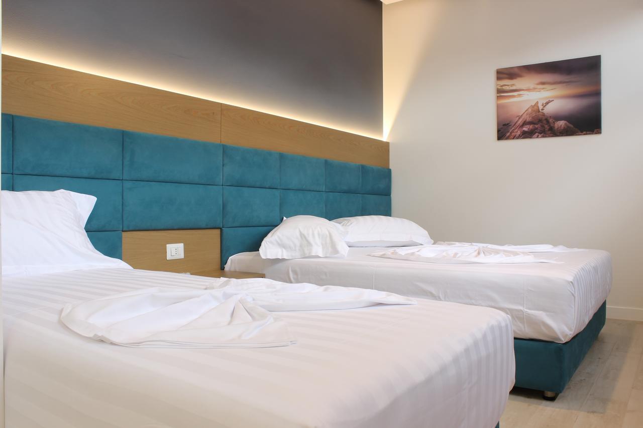 Domus Hotel & Apartments Shëngjin Екстериор снимка