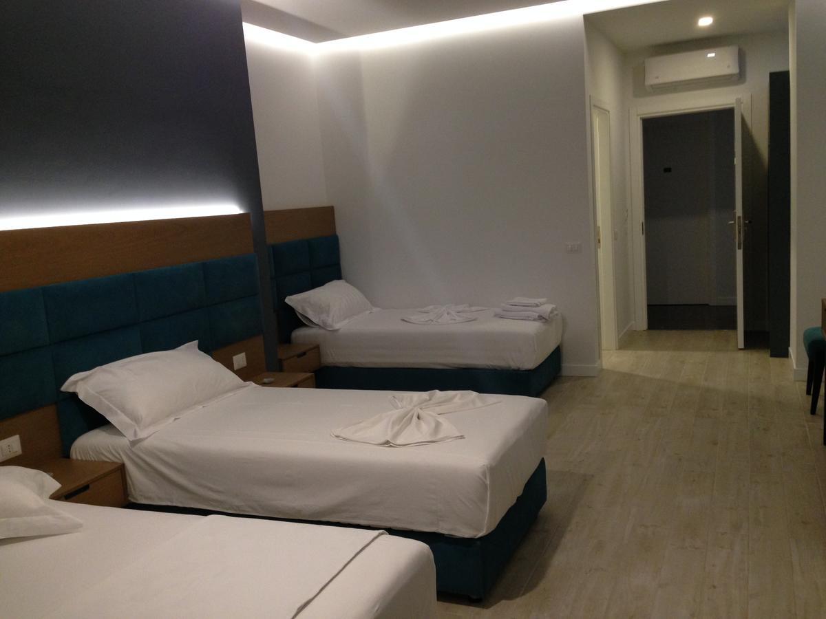 Domus Hotel & Apartments Shëngjin Екстериор снимка