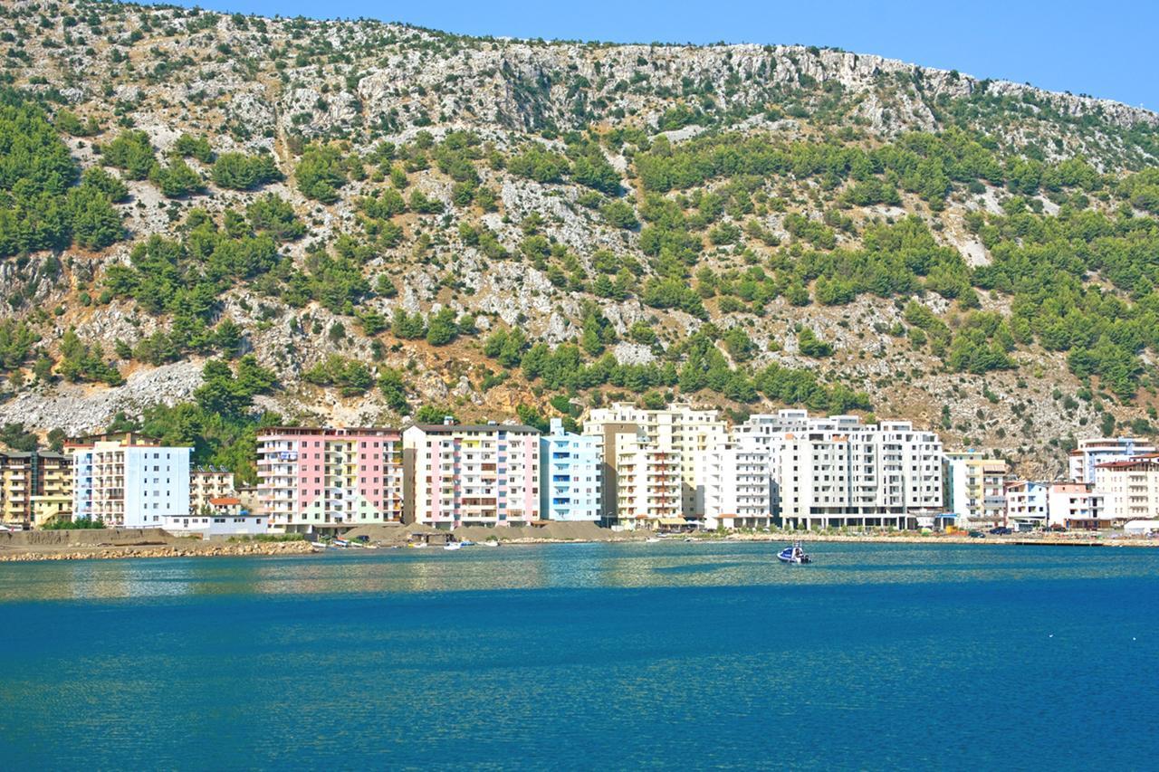 Domus Hotel & Apartments Shëngjin Екстериор снимка