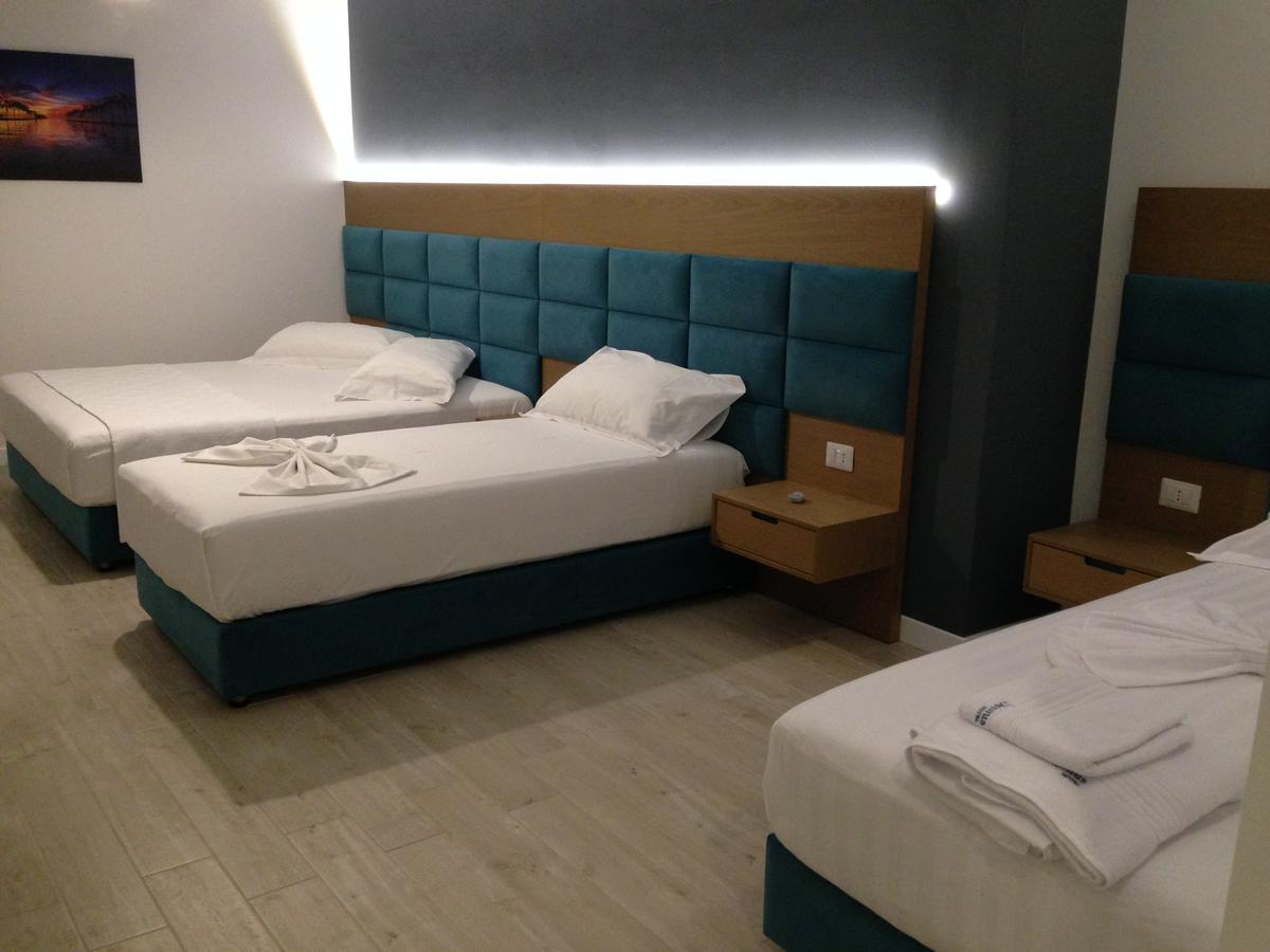Domus Hotel & Apartments Shëngjin Екстериор снимка
