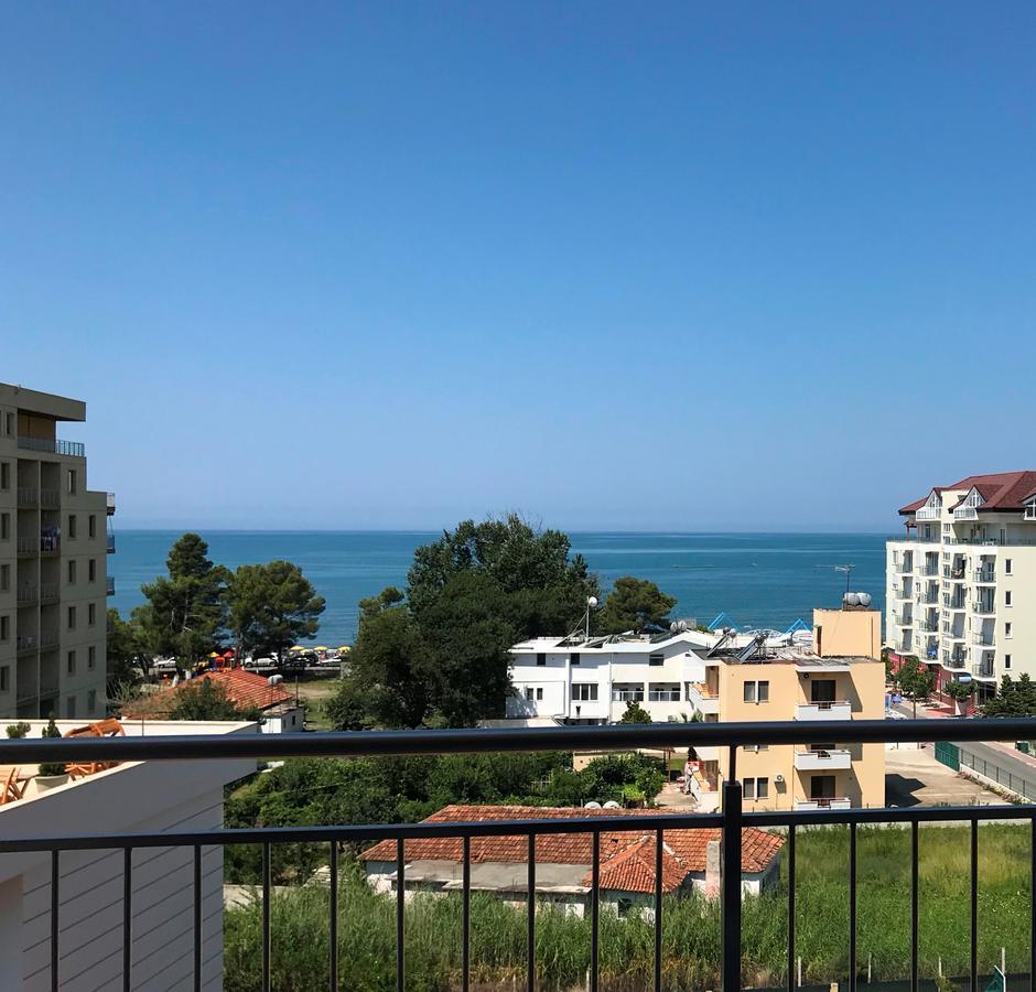 Domus Hotel & Apartments Shëngjin Екстериор снимка